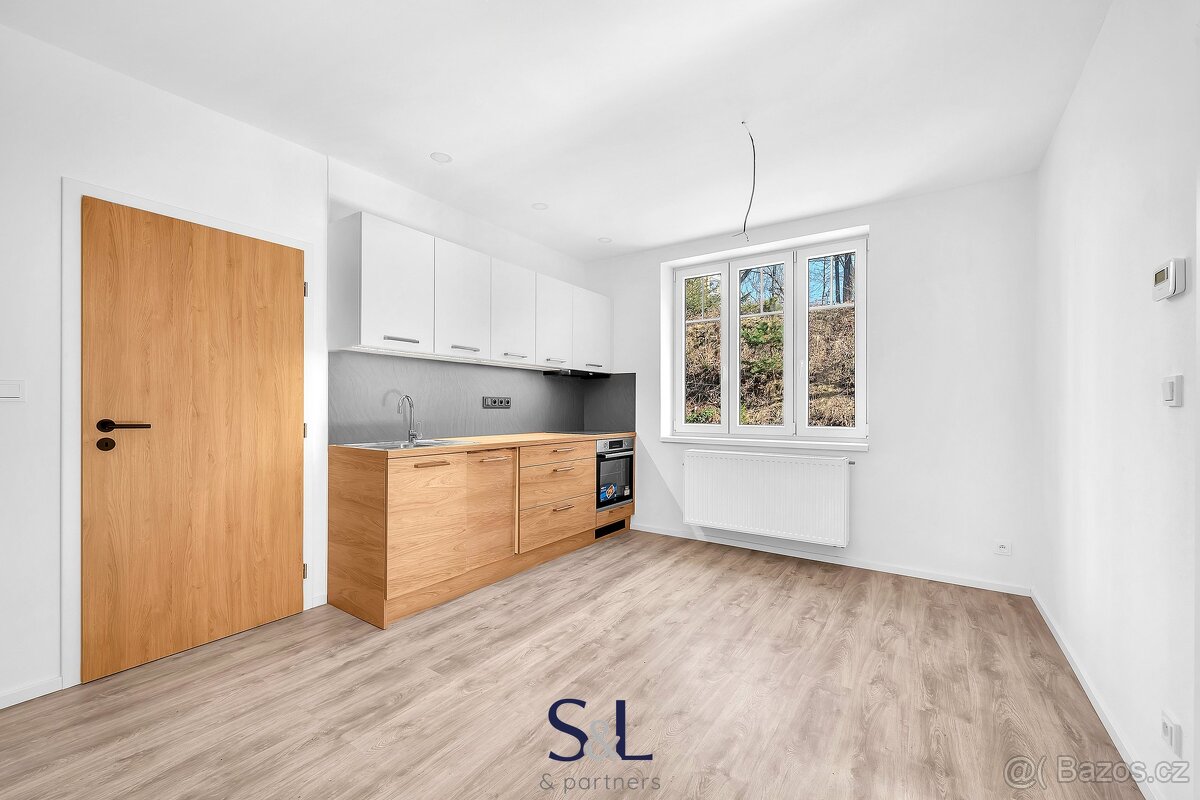 Pronájem moderního bytu 2+kk, 42 m2 – Jablonec nad Nisou, ul