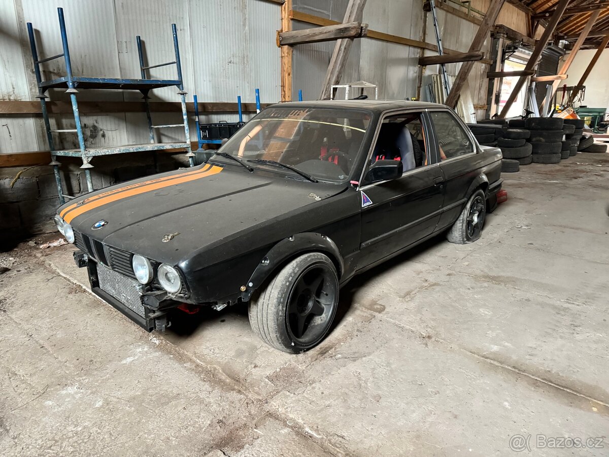 Bmw e30 2.5i drift car