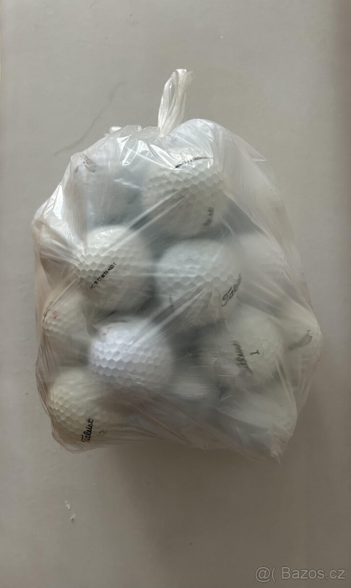 Golfové míčky