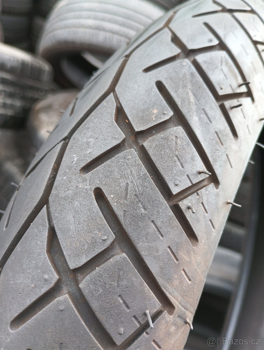 Pneu Bridgestone BT46 100/80-17
