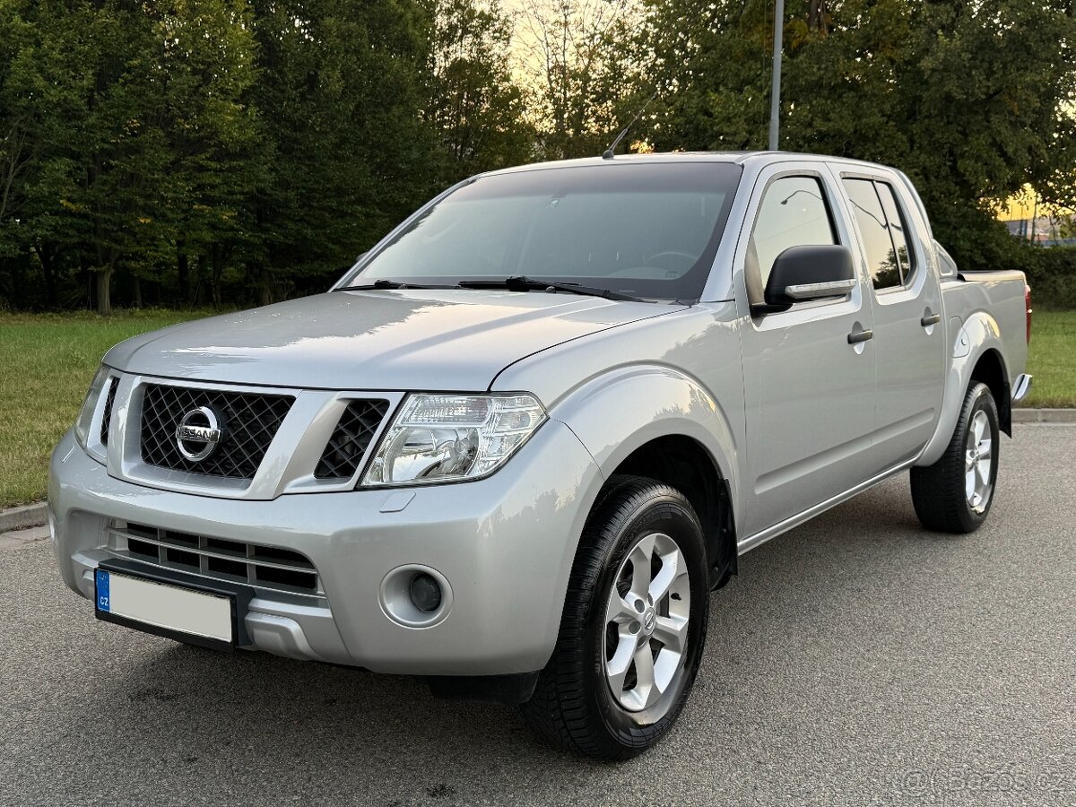 Nissan Navara 2.5DCi 106KW ⭐RV:2015⭐ Manuál⭐Nová STK