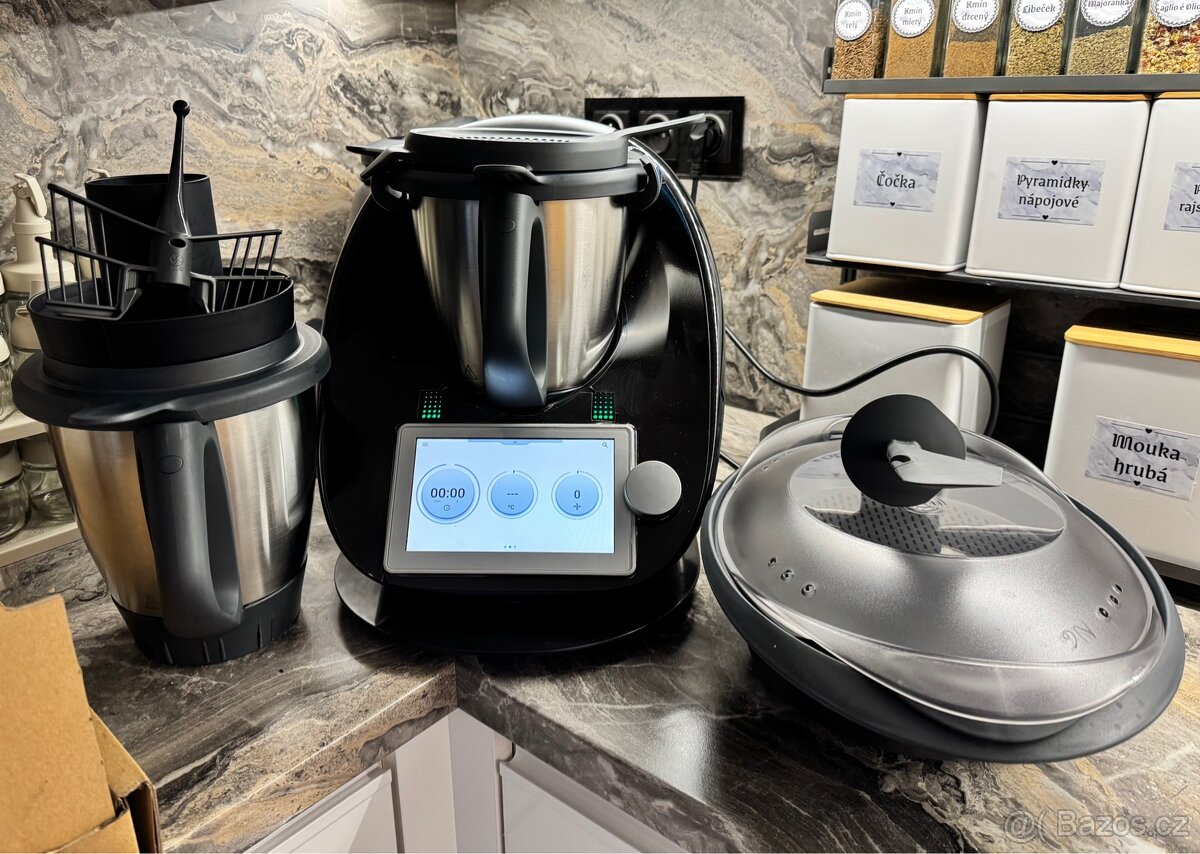 Thermomix TM6 limitka - lesklý černý