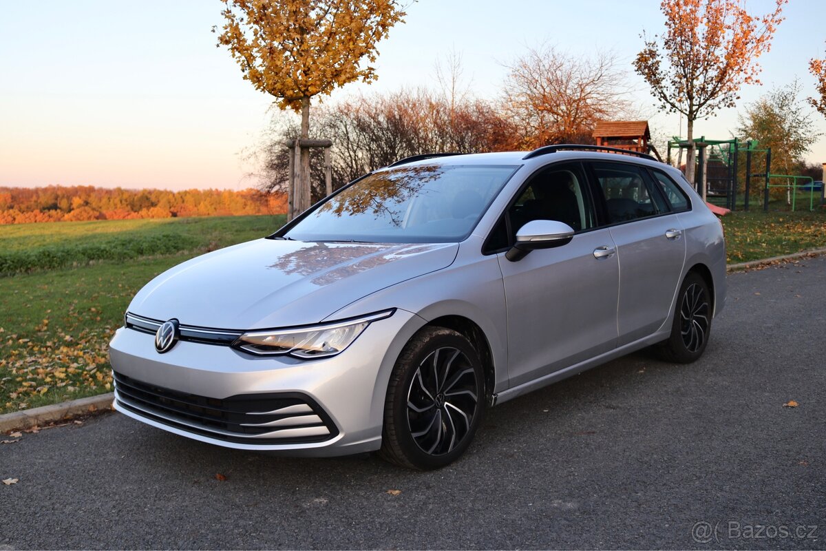 VW Golf 8 Variant 2.0TDI 110kW DSG Tažné DPH
