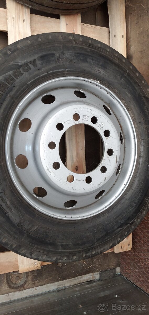 Disky na vlek a nákladní auto 19,5 - 2 kusy