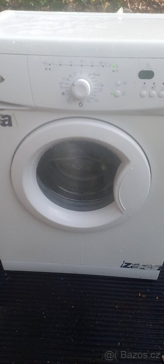 Pračka Whirlpool