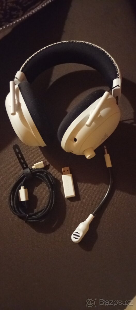 Sluchátka RAZER BlackShark V2 Pro (2023)