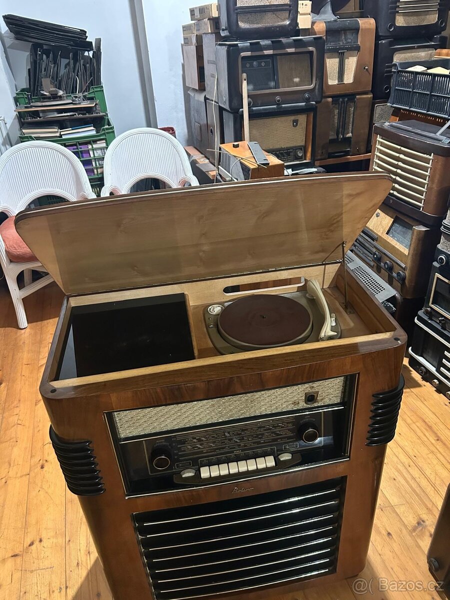 Staré rádio bolero