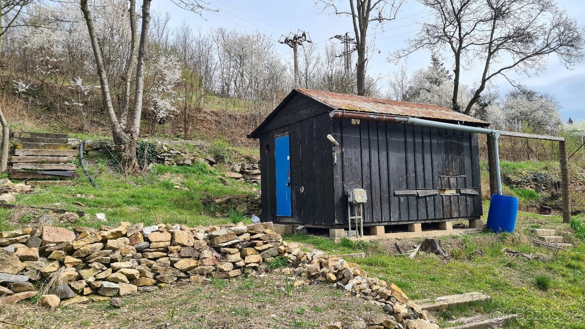 Zahrada 450m Malé Žernoseky