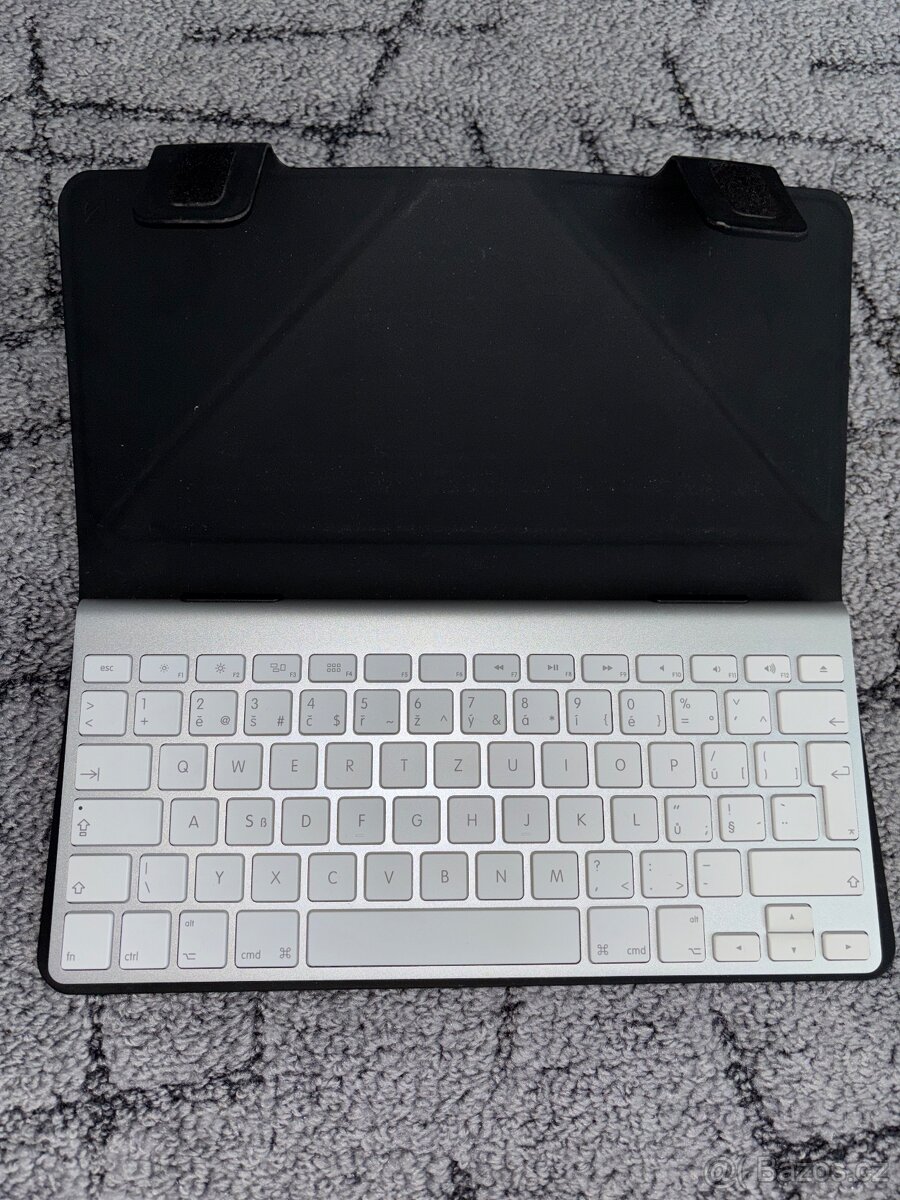 Apple magic keyboard - včetně pouzdra