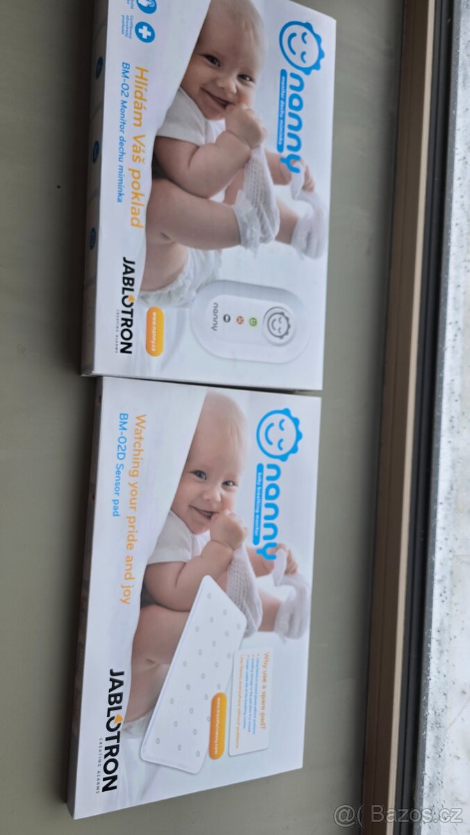 Nanny monitor dechu od Jablotronu + podložka navíc