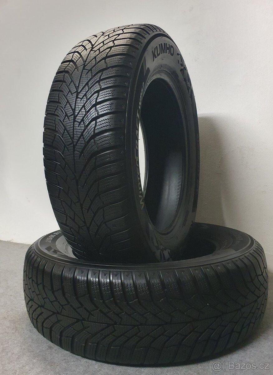 2x ZÁNOVNÍ 215/65 R17 Zimní pneu Kumho WinterCraft WP52