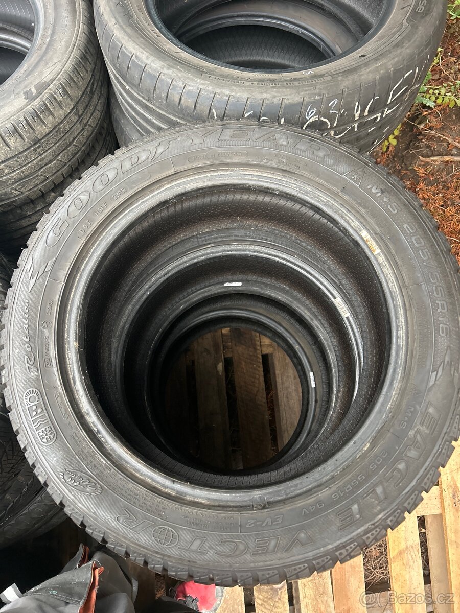 Goodyear 205/55r16