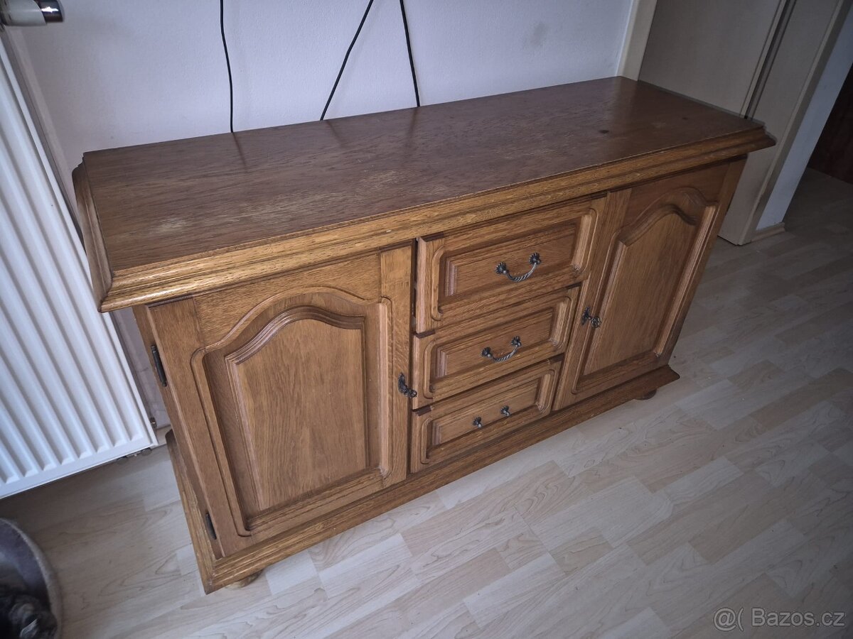 Dubová 2 dveřová komoda se šuplíky