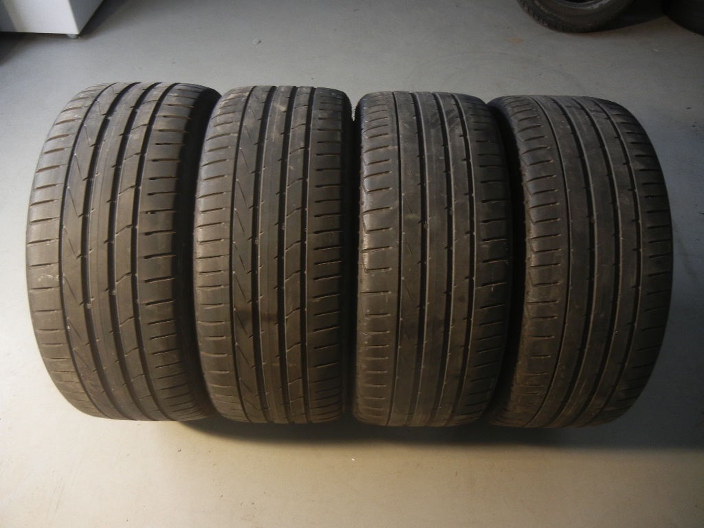 Letní pneu Hankook 225/40R18