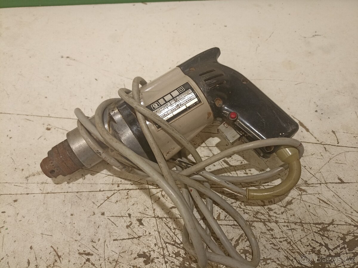 Ruční elektrická vrtačka Narex