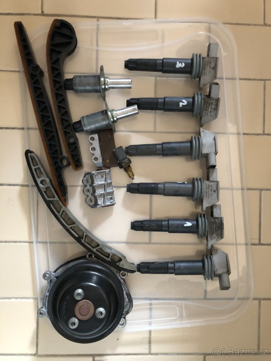 Cayman S 987., cívky, vodní pumpa, vodítka rozvodů