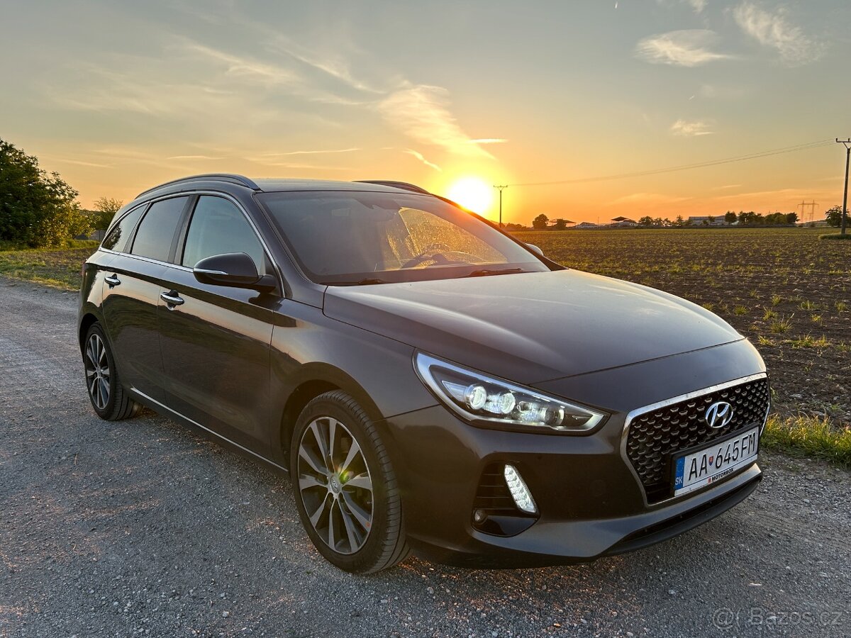 Hyundai i30, 1.6 CRDi, vysoká výbava Style, 100kw, Automat