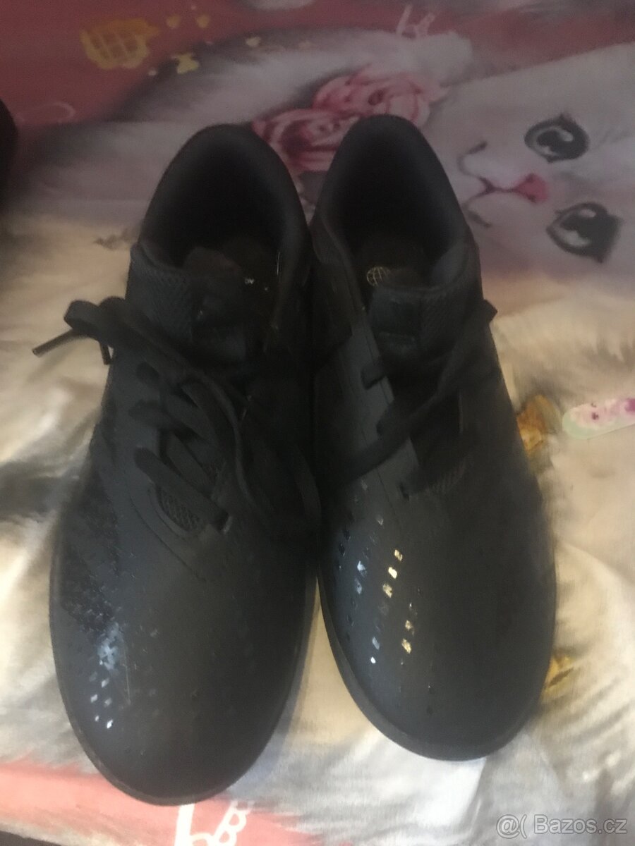 Sportovní obuv adidas ČERNÁ Vel.38