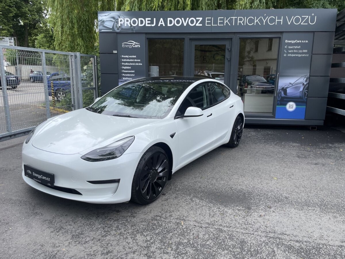Tesla 3 Performance