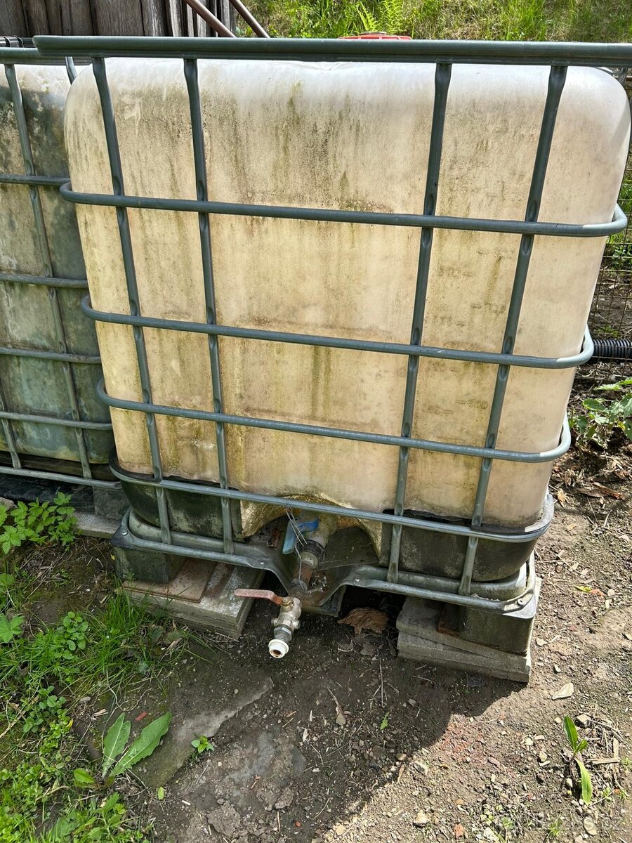 Ibc nádrž 1000l
