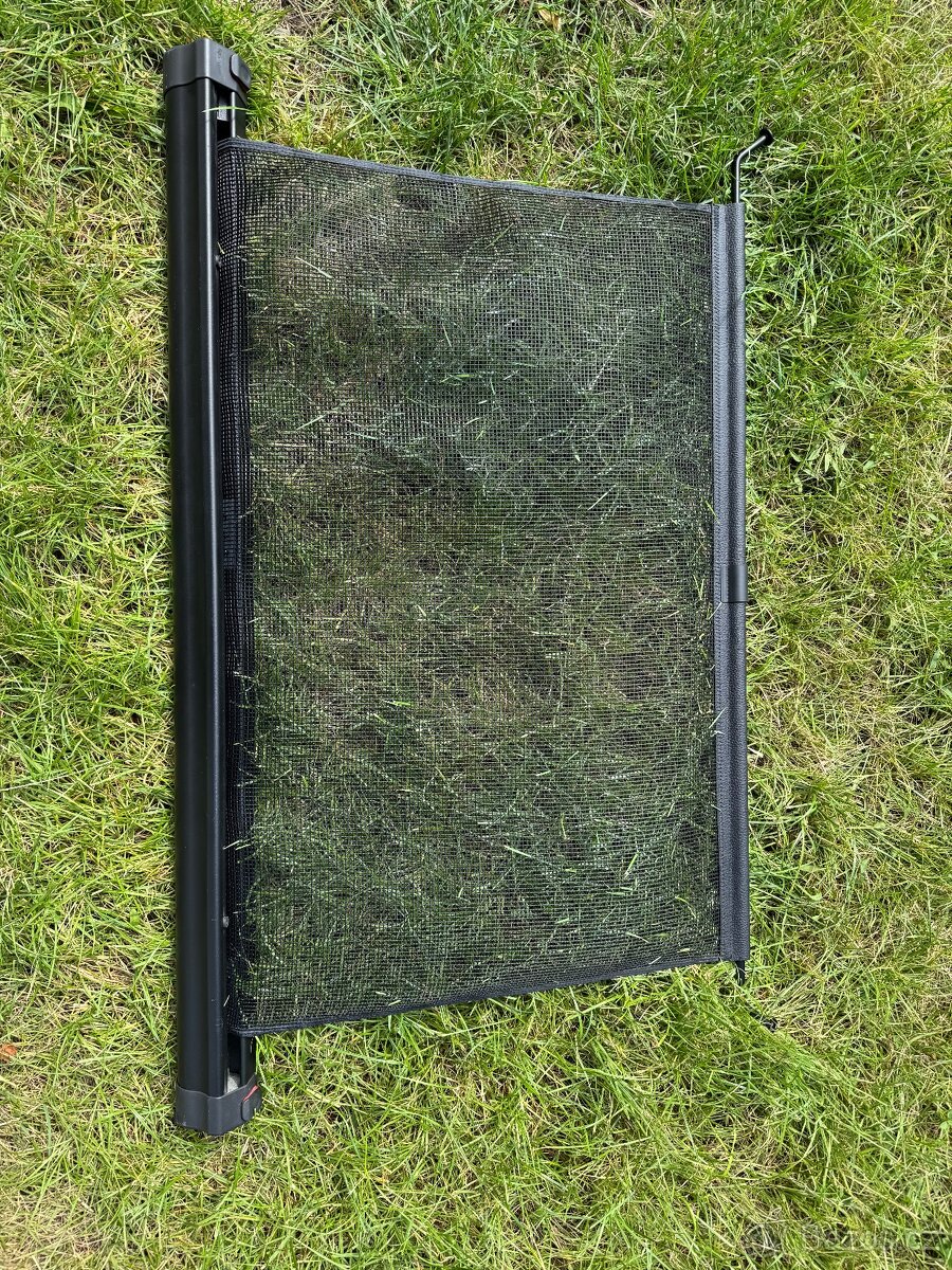 Dělicí síť do zavazadlového prostoru