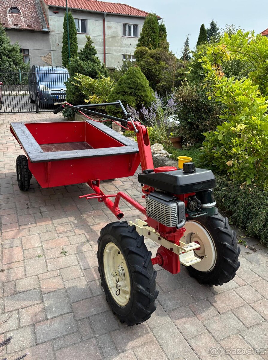 Malotraktor 2t, 5,5HP s příslušenstvím