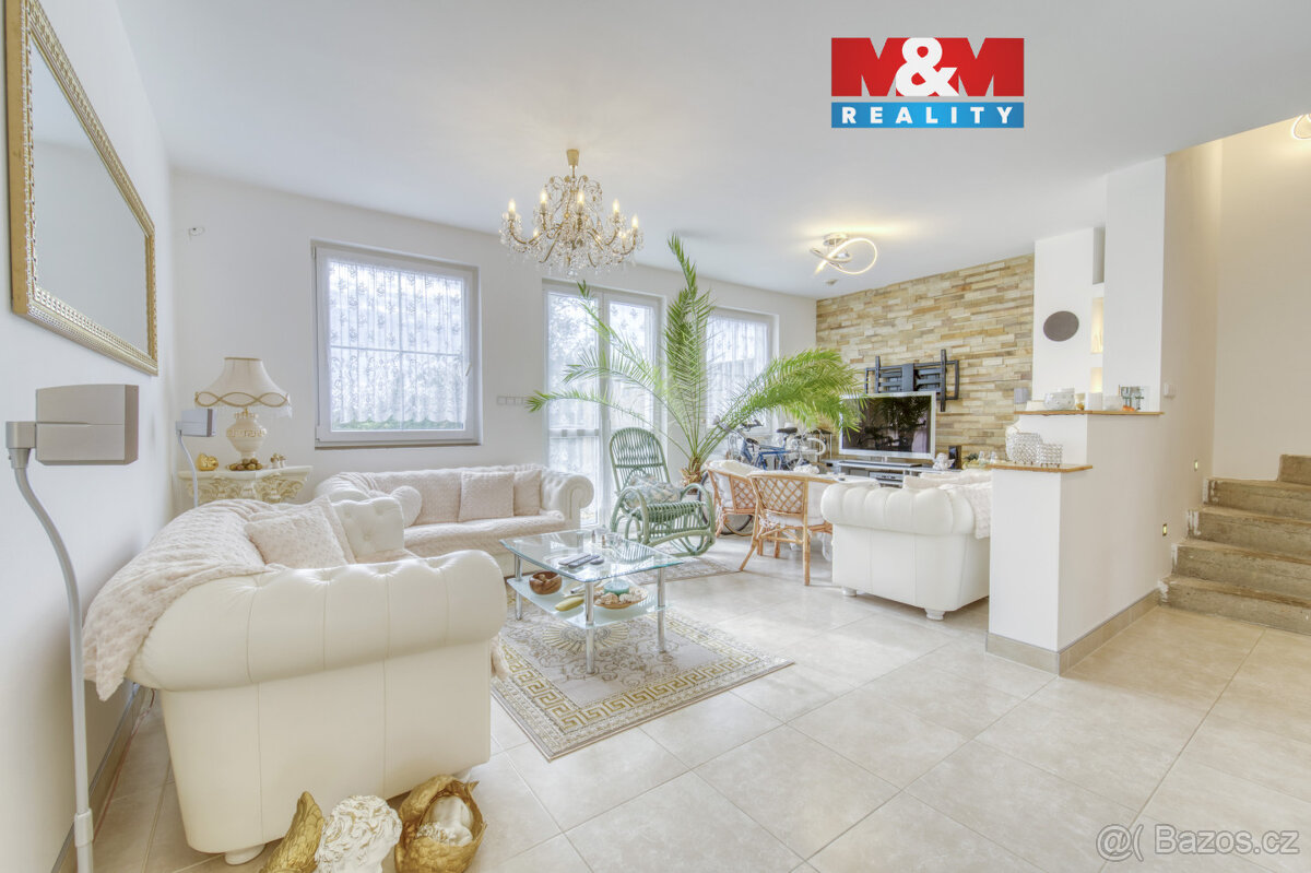 Prodej rodinného domu, 136 m², Postřižín, ul. Šípková