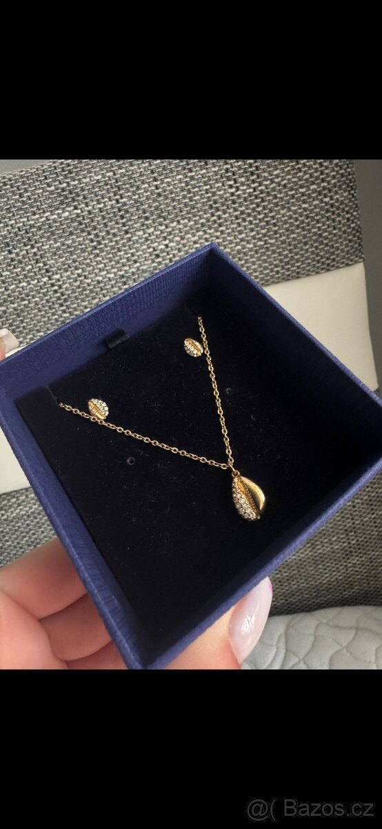 Náramek náhrdelník a náušnice Swarovski