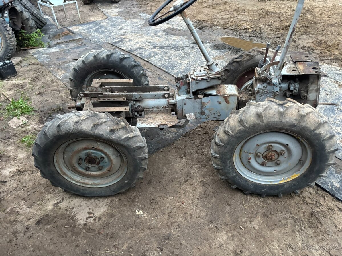 Podvozek na malotraktor MT8, TZ4K14, TK12 a další