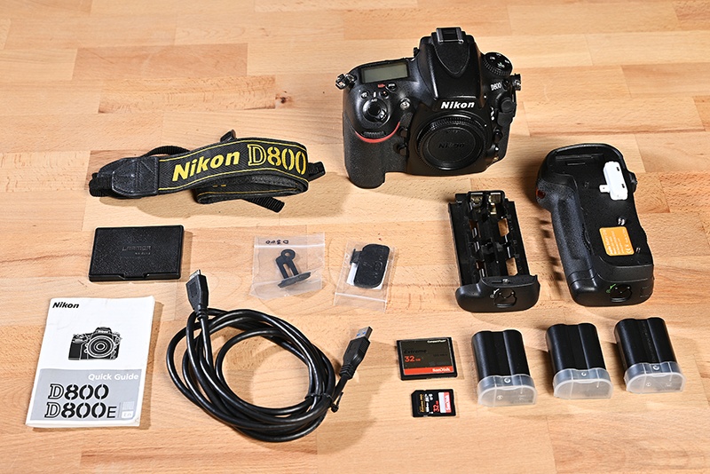 Prodám DSLR Nikon D800