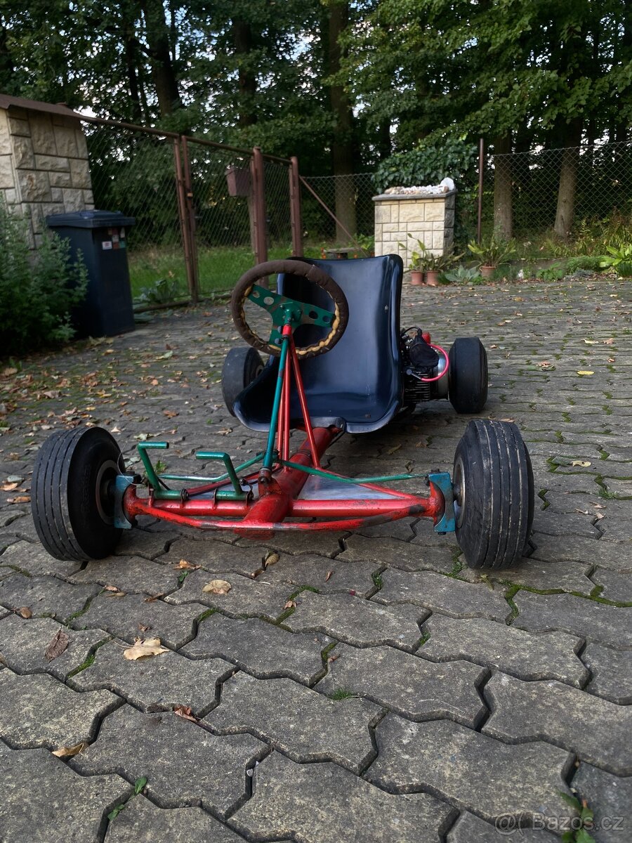 Motokára pro menší děti - motor Babetta