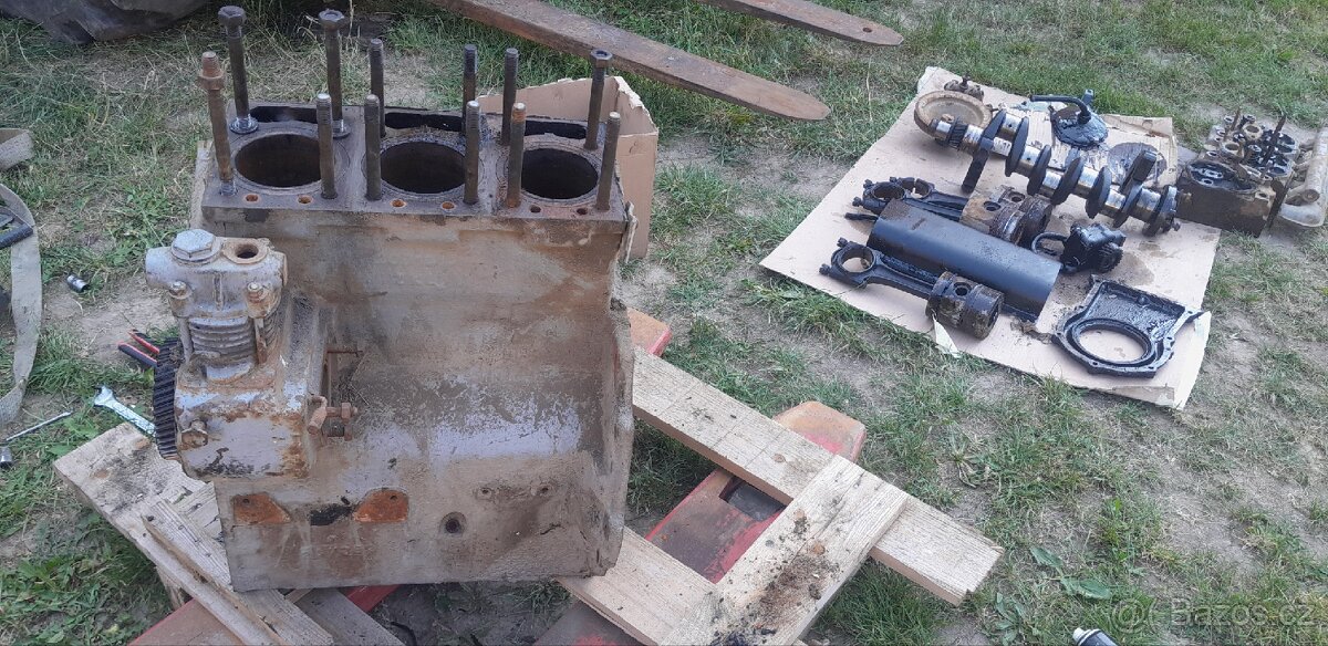 Prodám nekompletni motor zetor 3001, 3011, 3511