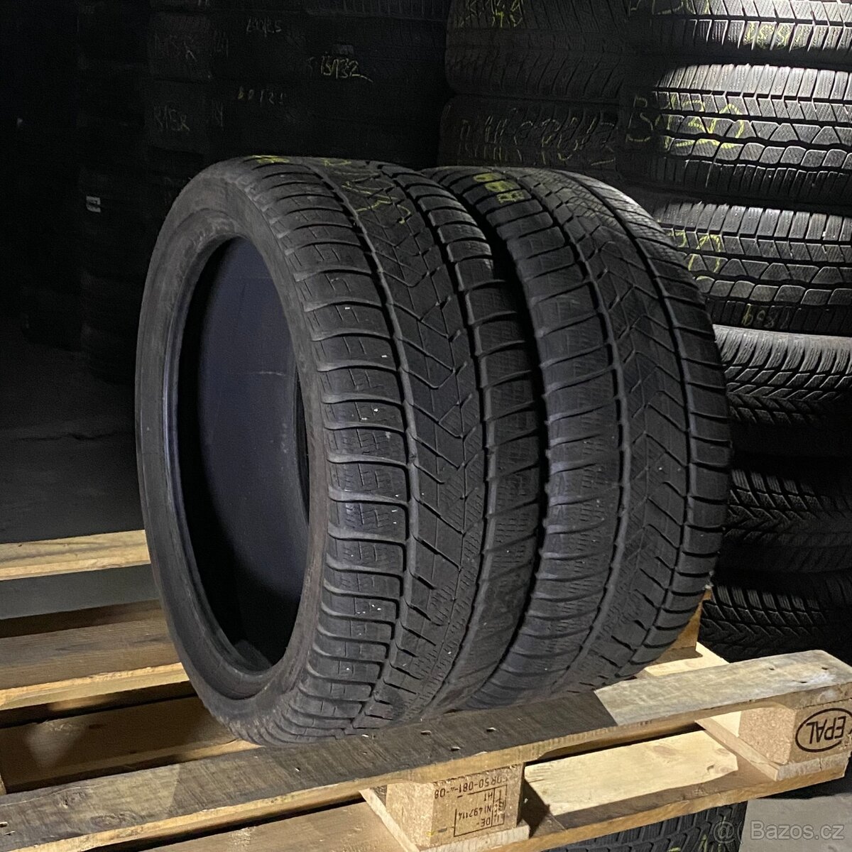 Zimní pneu 225/35 R19 RF 96H Pirelli Pirellimm