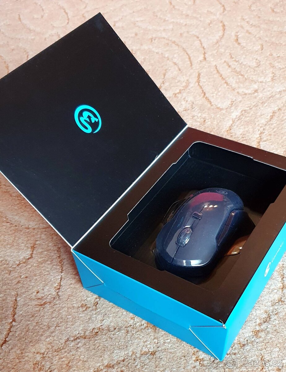 Špičková herní bezdrátová myš GameSir GM300, s akumulátorem