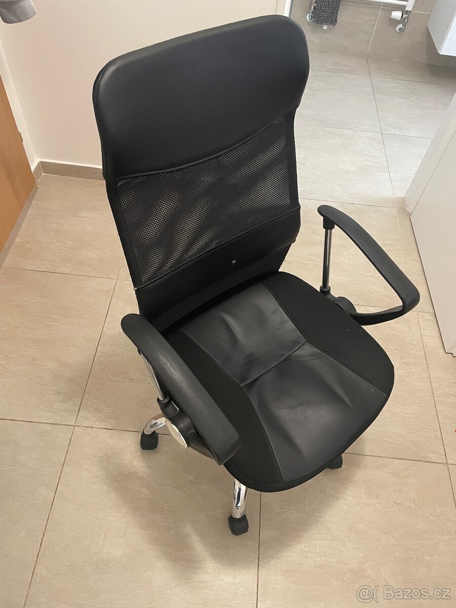Kancelářská židle