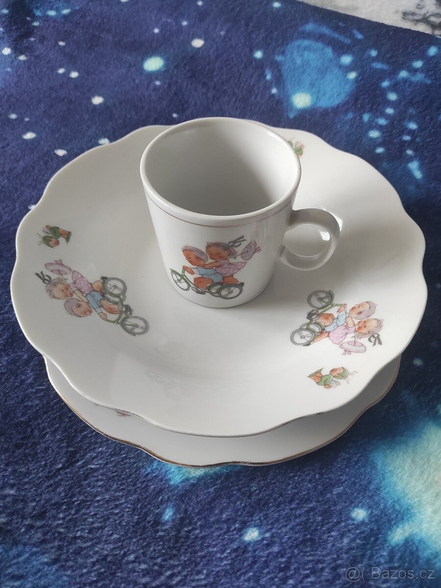 Retro dětský set talíře s hrnečkem