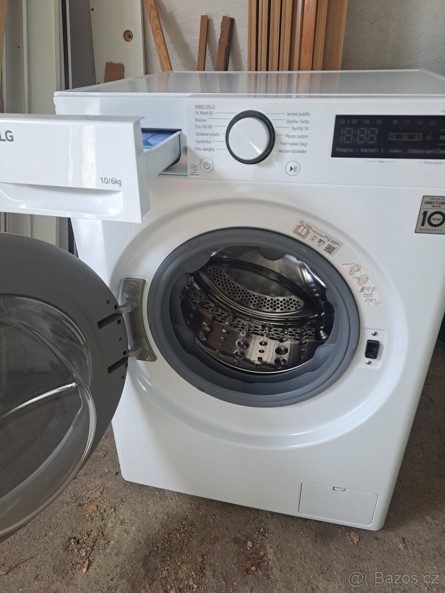 Parní pračka/sušička LG 10/6 kg