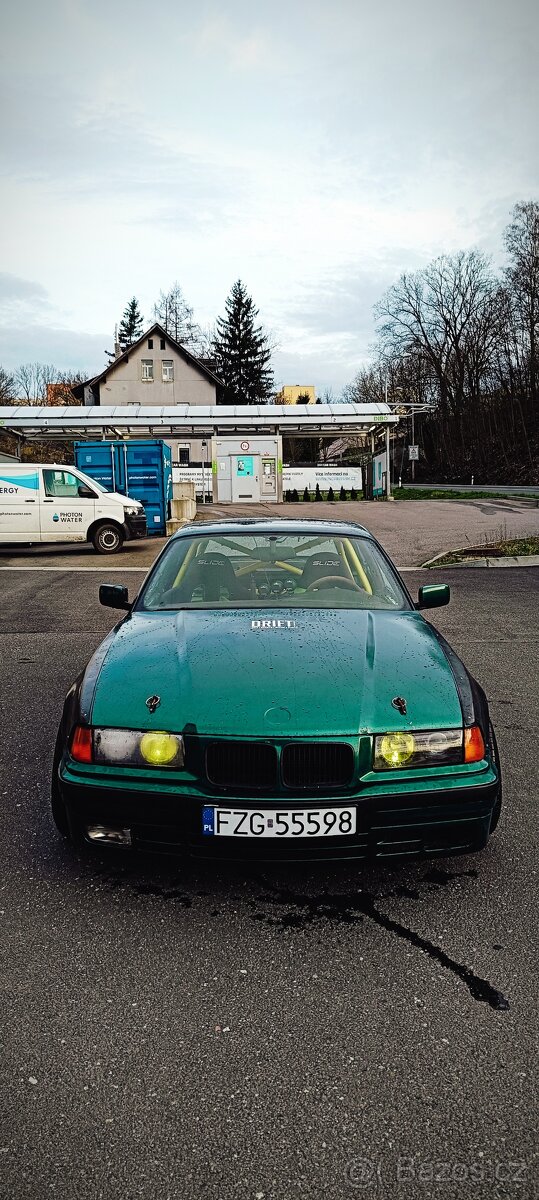 BMW E36 2.8