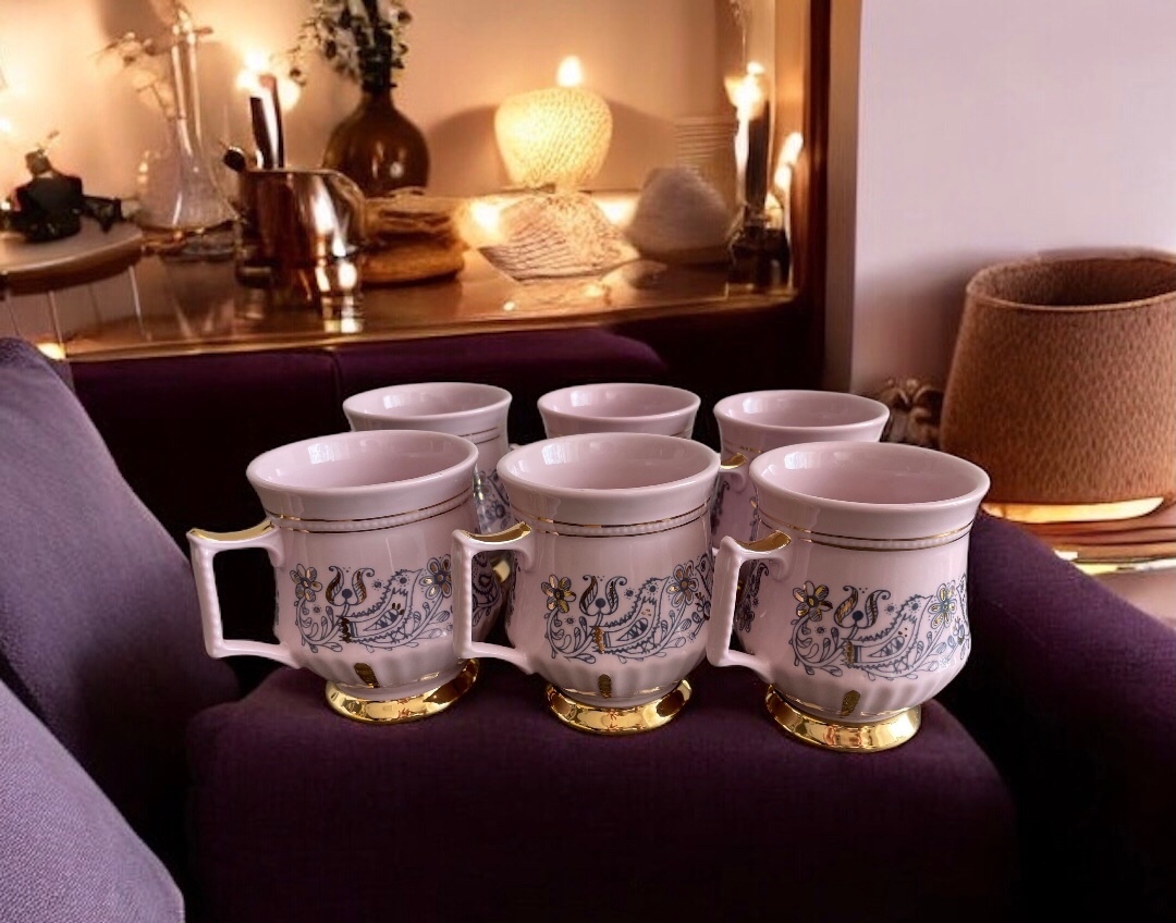 RŮŽOVÝ PORCELÁN - BUCLÁK, značeno H&C, porcelánka CHODOV