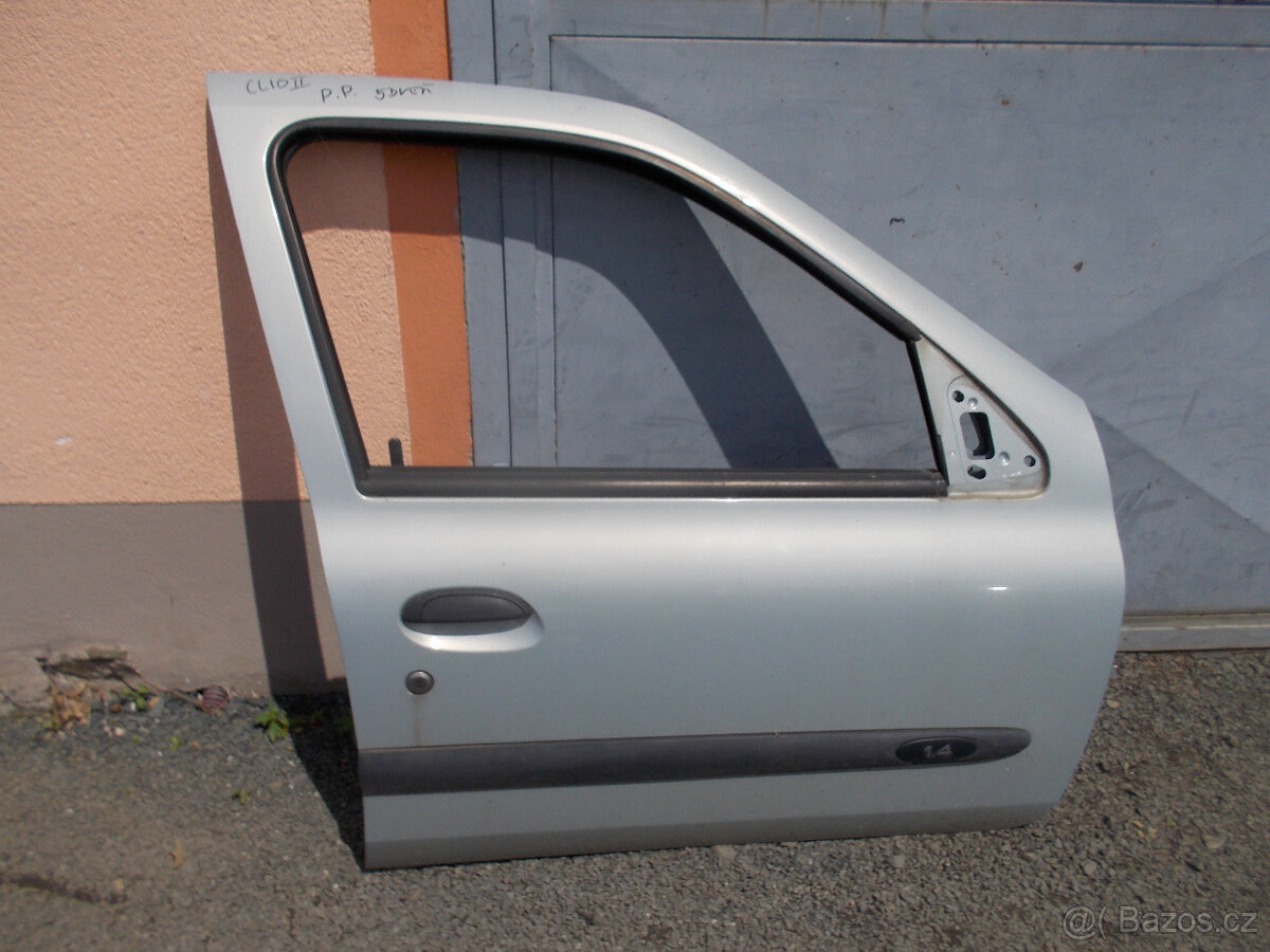 Pravé přední dveře Renault Clio II N.T., Thalia