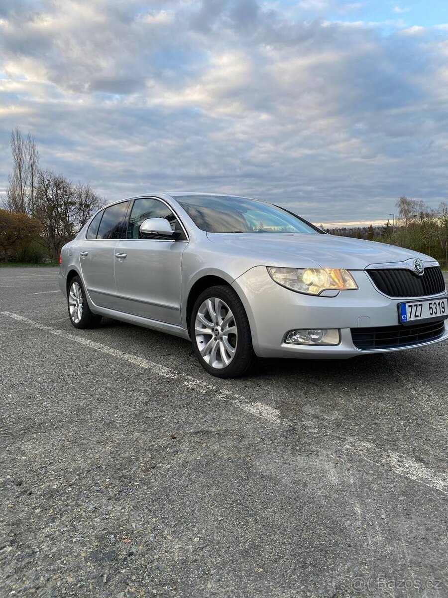 Škoda Superb 2 2010 rok
