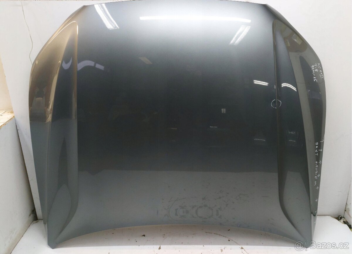 Volvo XC60 II 2020 kapota kryt motoru