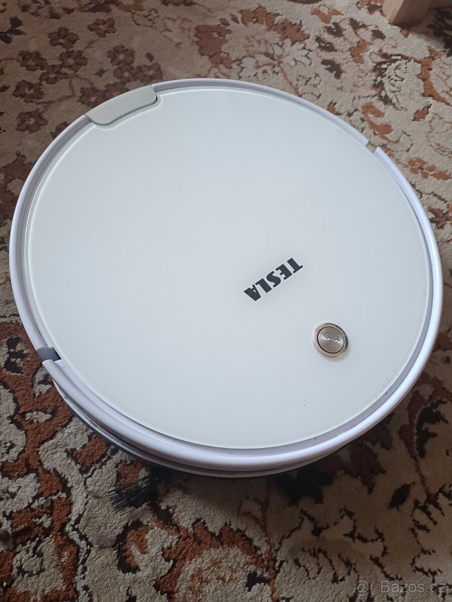 Robotický vysavac Tesla Robostar T60