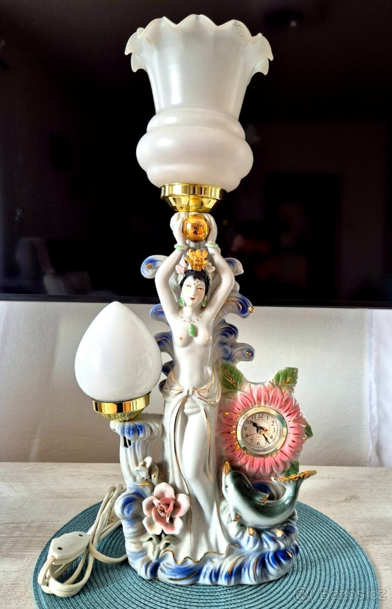 Stolní lampa