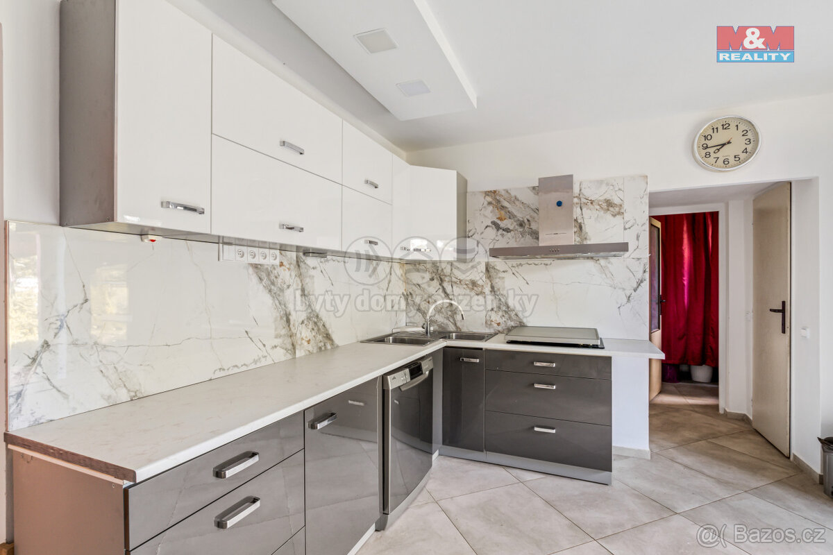 Prodej podílu 1/2 rodinného, 149 m², Ústí n/L, ul. Štursova
