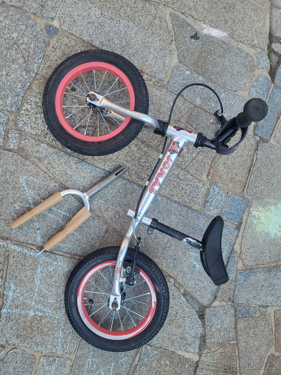 Dětské odrážedlo