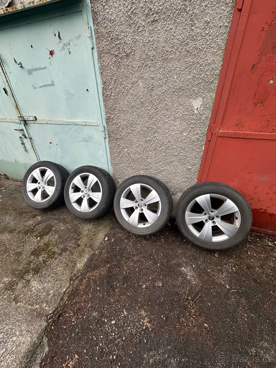 Škoda Superb 5x112 Triton r17