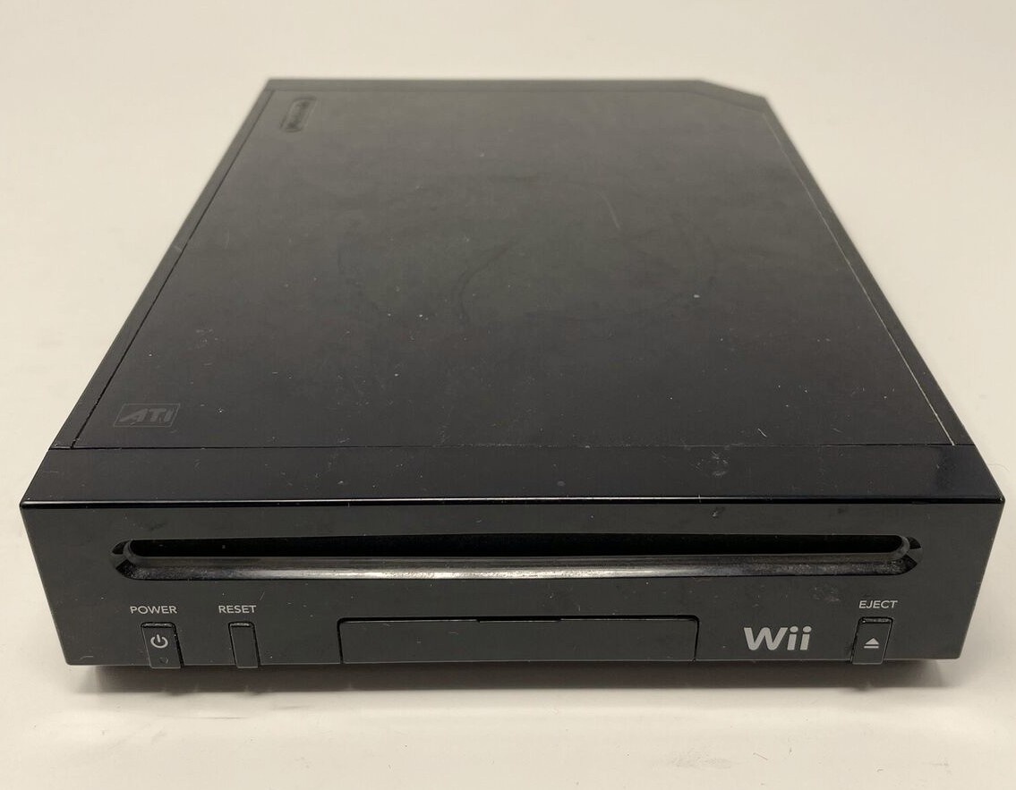 Nintendo Wii + Wii SPORTS –TOP–