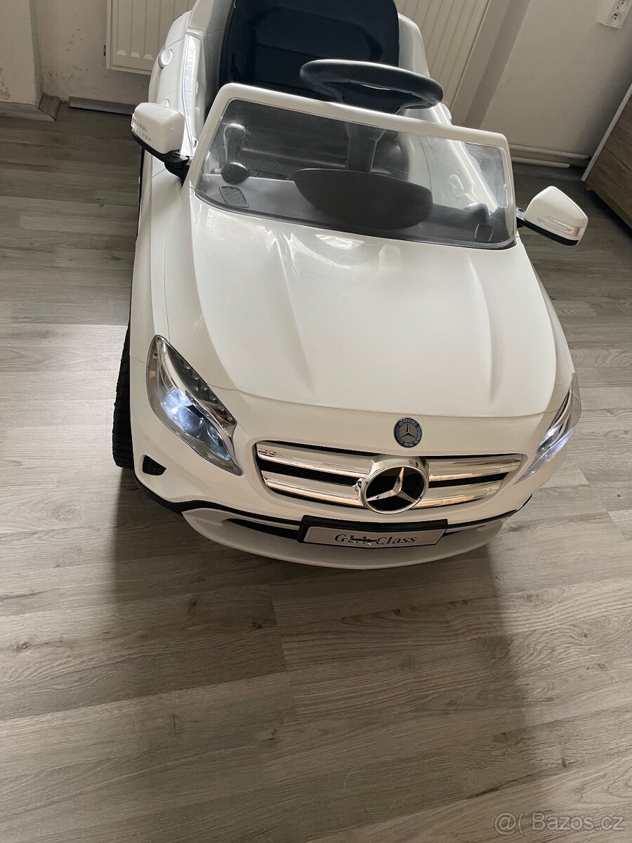Elektrické auto Mercedes