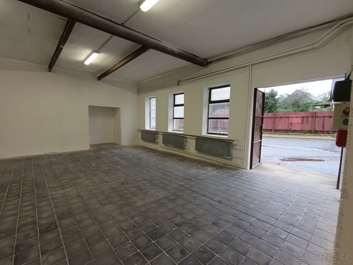 Pronájem skladu a dílenských prostor 438 m2 v Lučanech